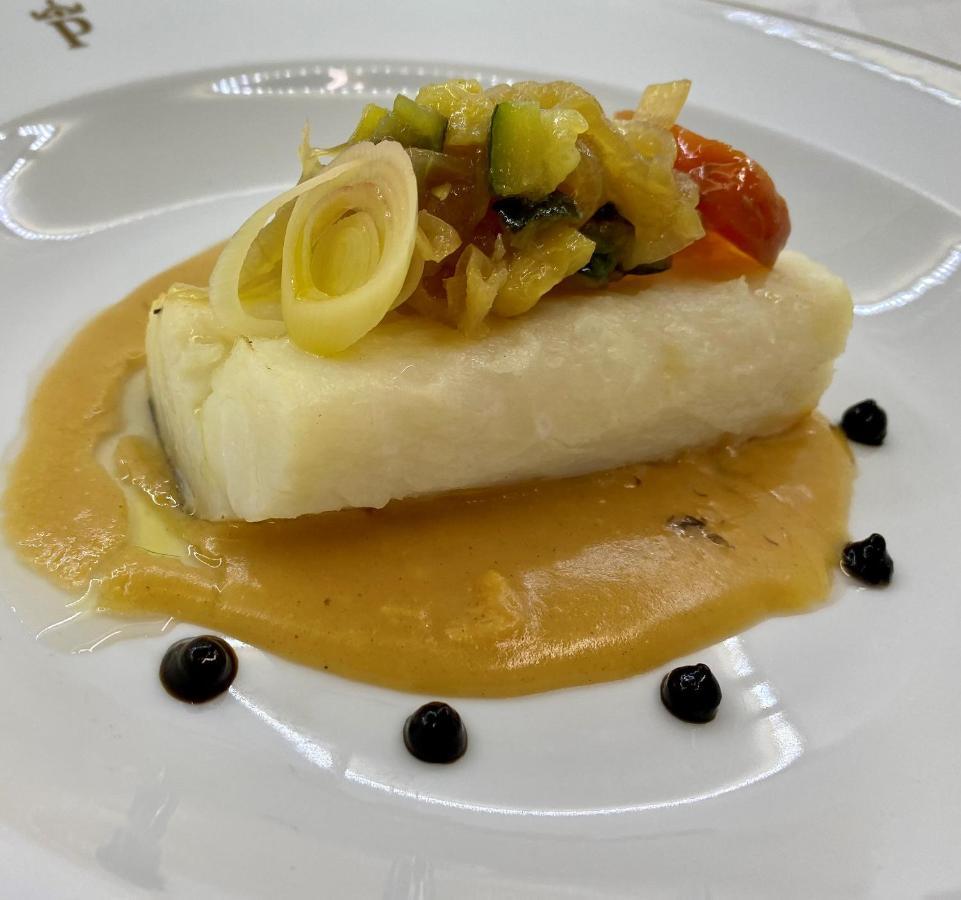 Parador De Трухильо Екстериор снимка